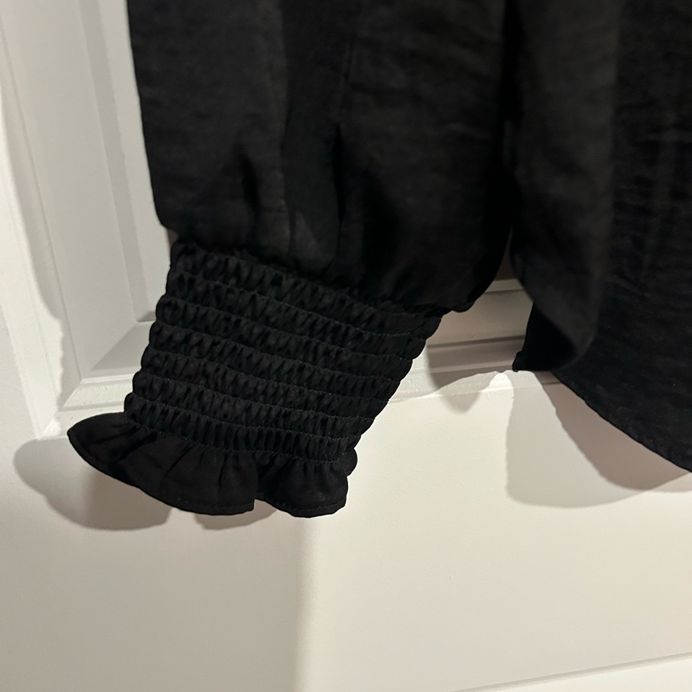 Black sill blouse with accent on neck and sleeves - Picture 3 of 3